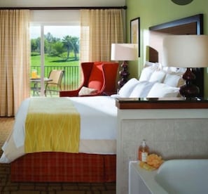 Iron/ironing board, bed sheets