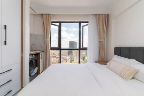 1 chambre, fer et planche à repasser, accès Internet, draps fournis