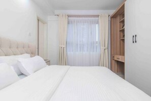 1 bedroom, iron/ironing board, Internet, bed sheets - Cozy 1Bdr with gym and golf simulator ,Yaya center (Nairobi)