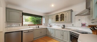 Hillview Self-catering Holiday Home Muir of Ord