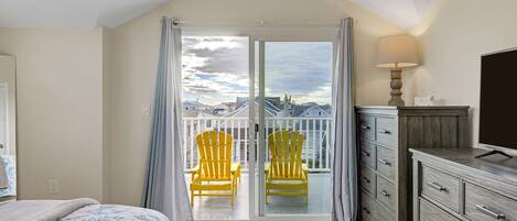 4 dormitoris, planxa i posts de planxar i wifi