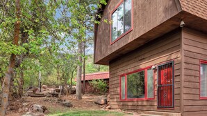 Unclassified image, 4 of 33, button - Inviting Red Mountain Retreat, Near Hot Springs & Downtown, Great for Families (Glenwood Springs)