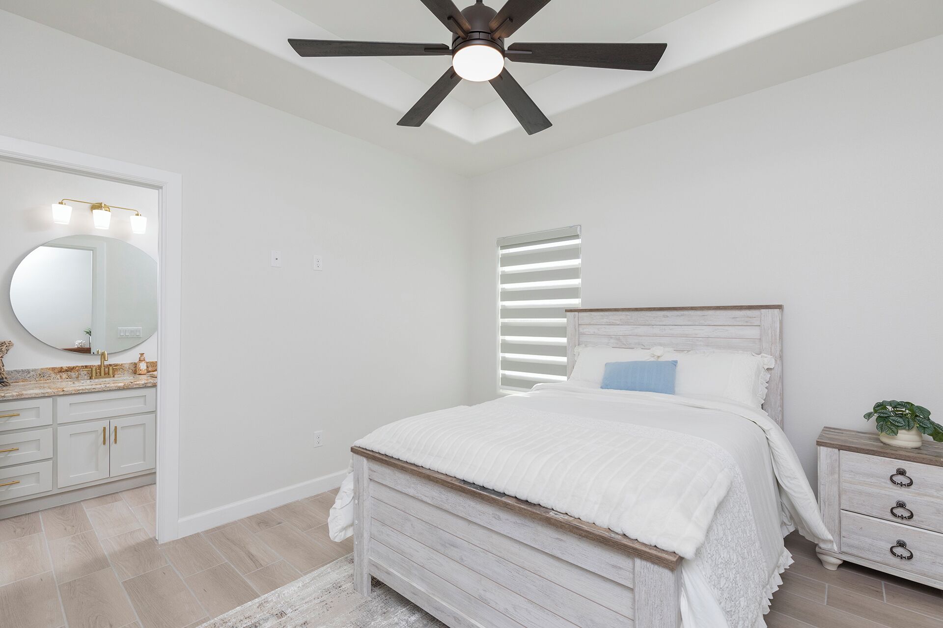 4 bedrooms, WiFi, bed sheets