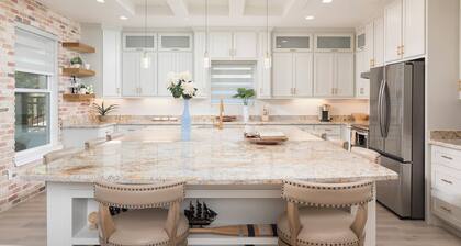 Stylish Lakefront Home in La Joya with Deck Views