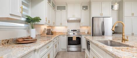 Mikrobølgeovn, ovn, kogeplade