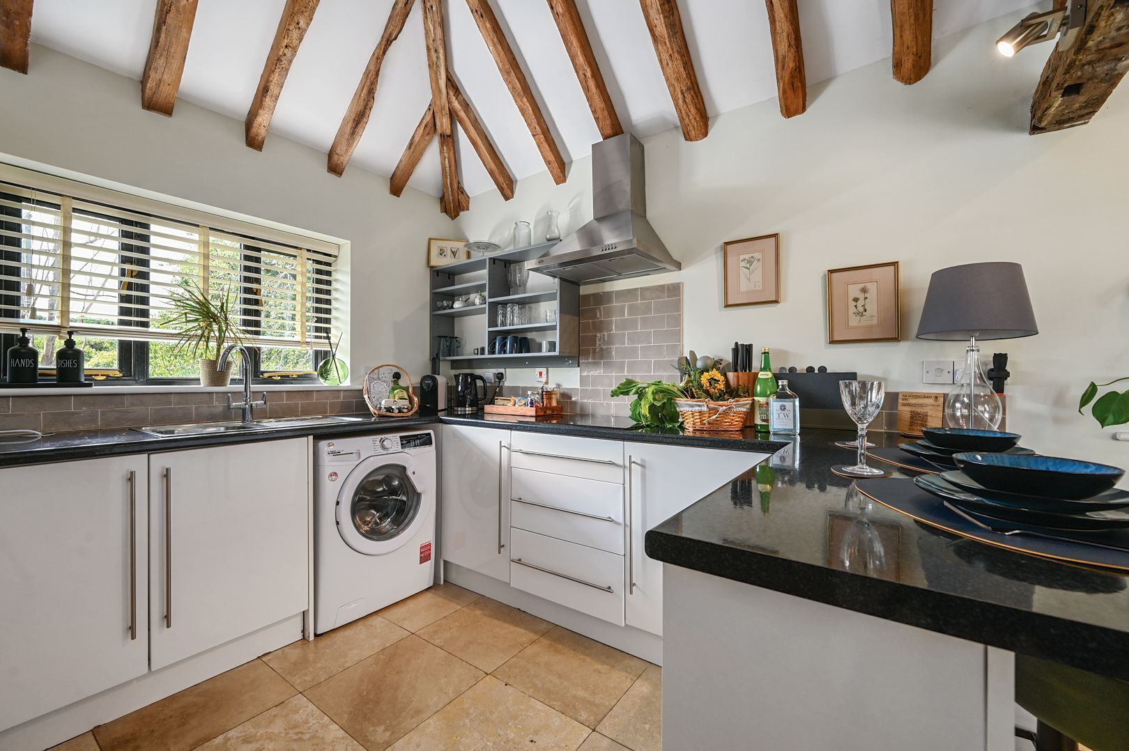 Fridge, oven, coffee/tea maker