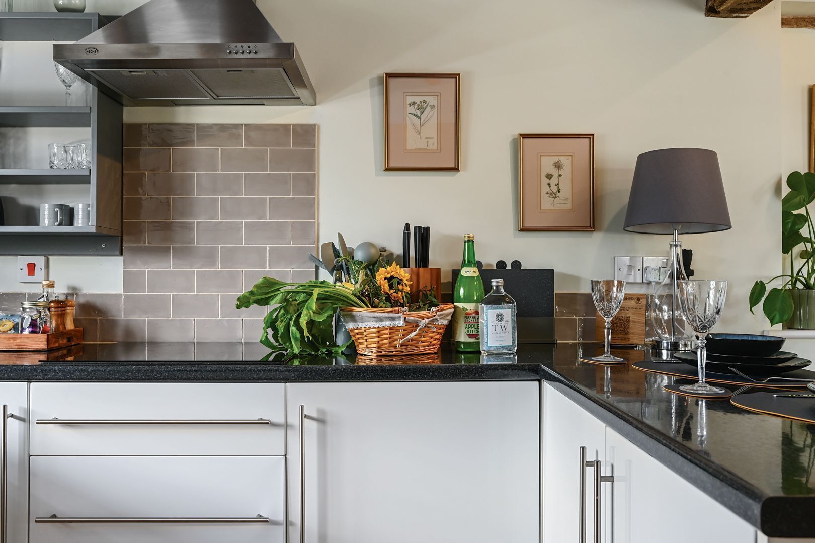 Fridge, oven, coffee/tea maker