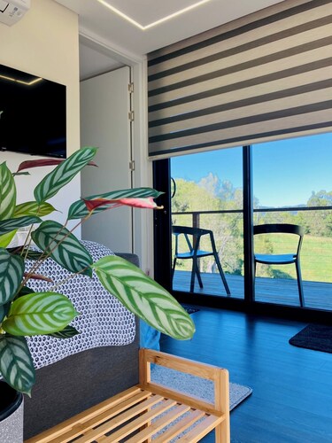 Stoney Chute Eco-Cabin 2: off-grid, cosy farm-stay retreat 5km from Nimbin.