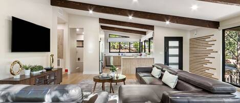 Televisor intel·ligent i llar de foc