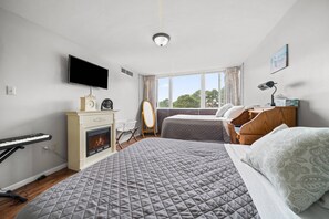 1 chambre, fer et planche à repasser, Wi-Fi gratuit, draps fournis