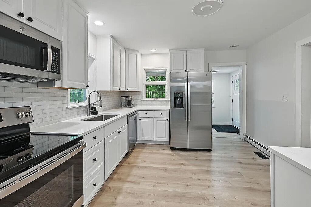 冰箱、微波炉、烤箱、炉灶