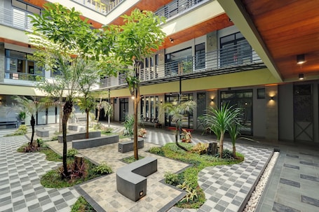 Garden. YASA Residence Fatmawati