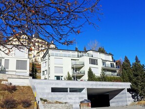 Exterior - Cosy apartment for 4 people with WIFI, TV, balcony, pets allowed and panoramic view (Saint Moritz)