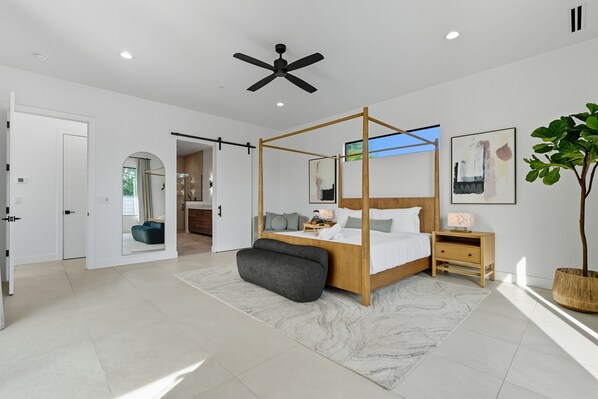 Desk, iron/ironing board, travel cot, free WiFi