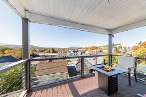 Leilighet – superior, fjellutsikt | Terrasse/patio