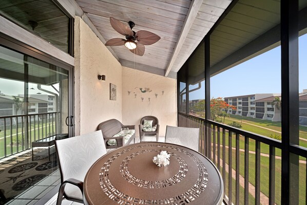 House | Terrace/patio - Loggerhead Cay 443 Pet Friendly on the Beach (Sanibel)