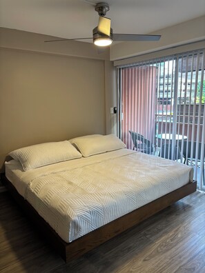 1 dormitorio, tabla de planchar con plancha, wifi gratis y ropa de cama