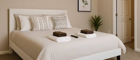 2 bedrooms, iron/ironing board, WiFi, bed sheets