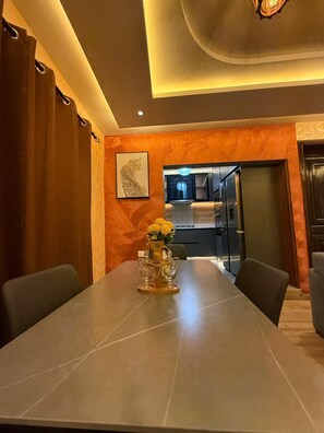 Dining - Cozy 2 Bedroom Apartment at the heart of Accra, A feeling of home away from home (Accra)