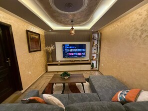 Living area - Cozy 2 Bedroom Apartment at the heart of Accra, A feeling of home away from home (Accra)