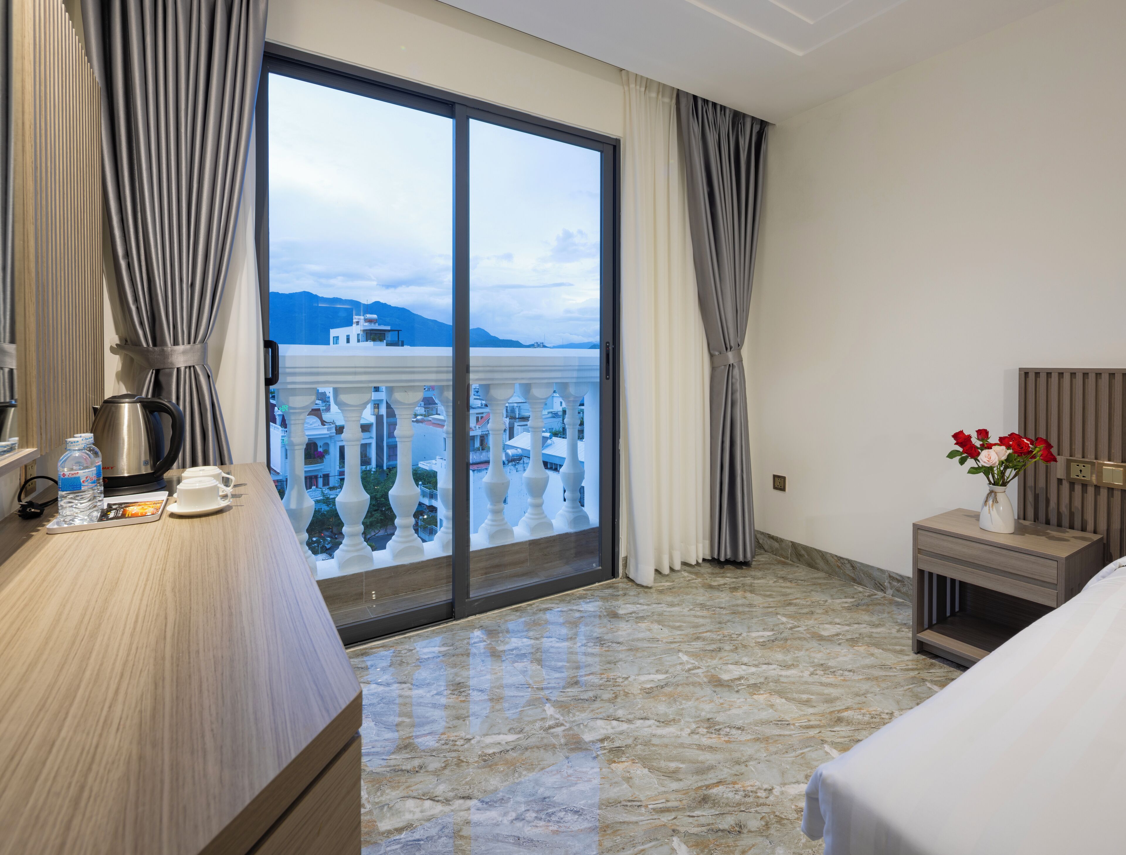 Habitación Deluxe doble, vistas a la ciudad | Wifi gratis