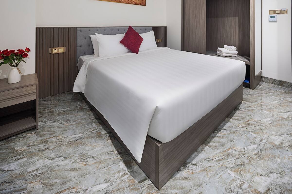 Superior Double Room, City View | Free WiFi