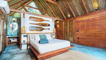 Comfort Suite, Balcony, Beach View | Free WiFi