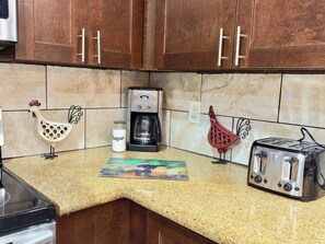 Microwave, oven, stovetop, dishwasher