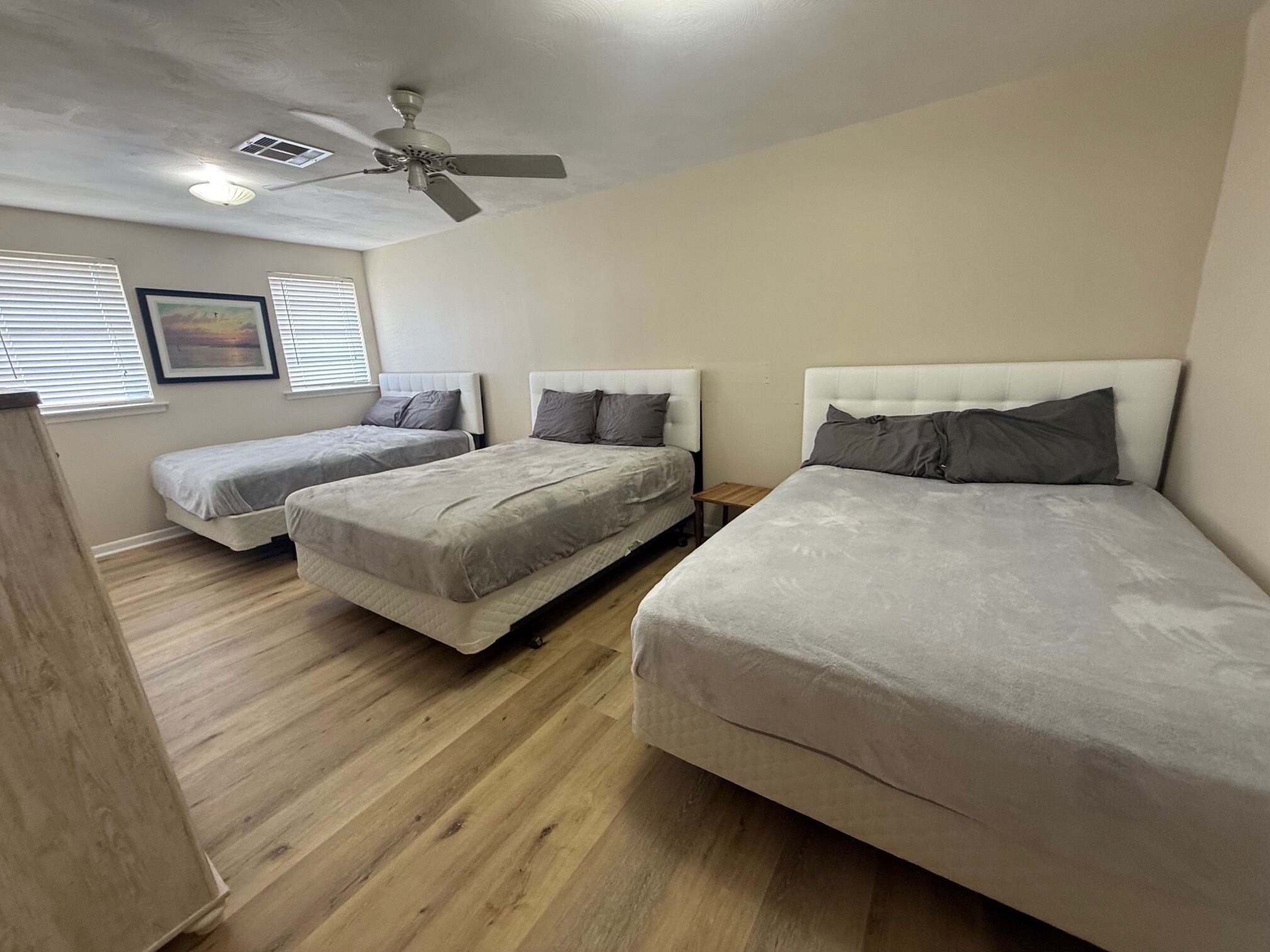 4 bedrooms, free WiFi, bed sheets