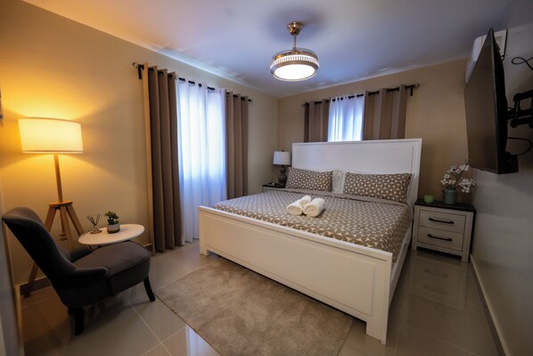 3 bedrooms, iron/ironing board, free WiFi, bed sheets