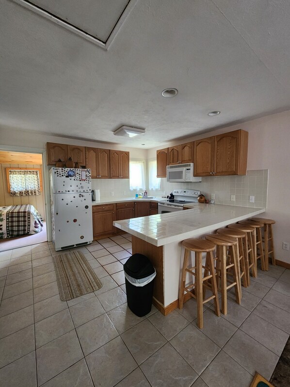 Microwave, oven, stovetop