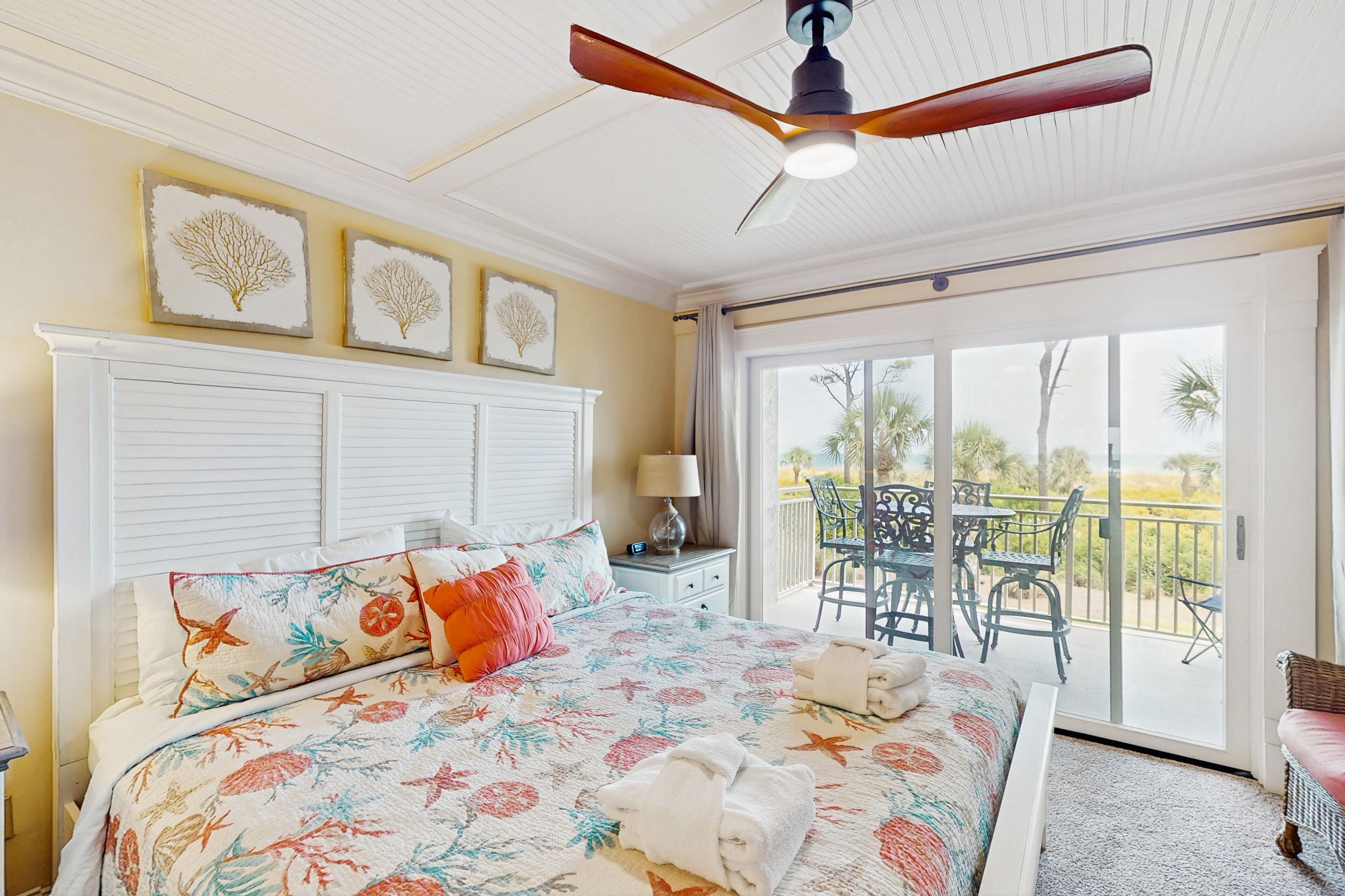 2 bedrooms, iron/ironing board, Internet, bed sheets