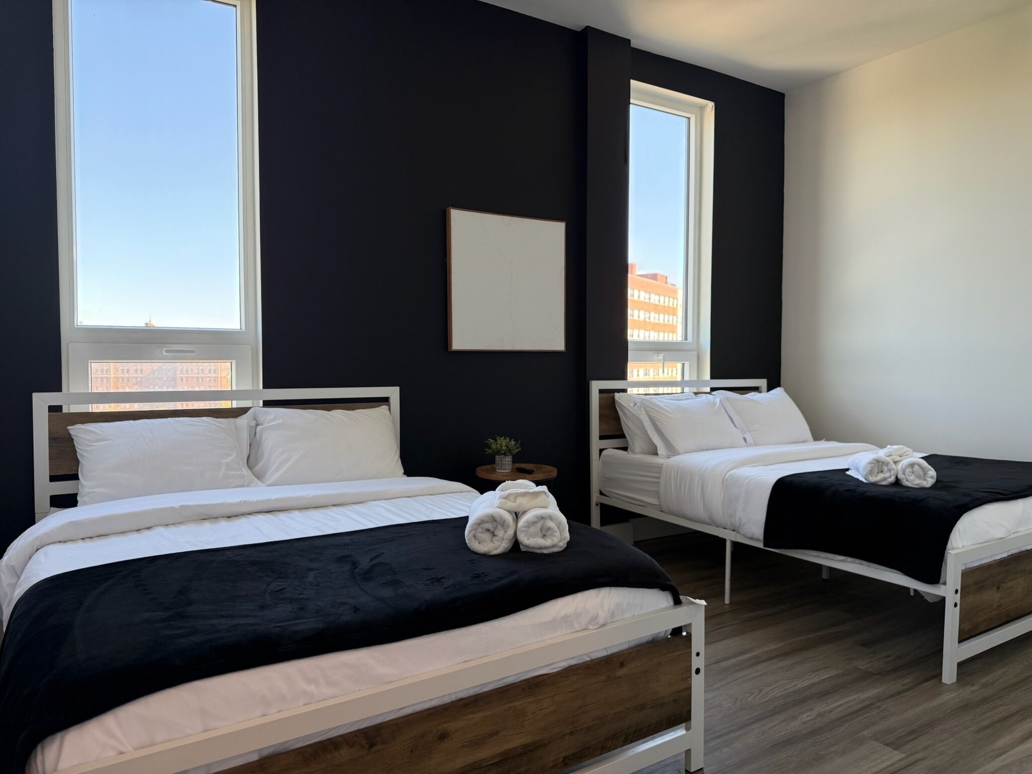 1 habitación, tabla de planchar con plancha, wifi y ropa de cama 