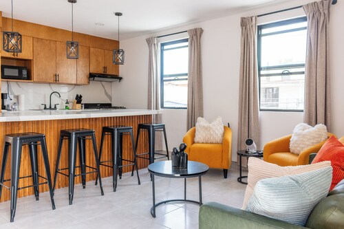 Casa Aguilera · Cozy 2BR w/ Private Indoor Patio