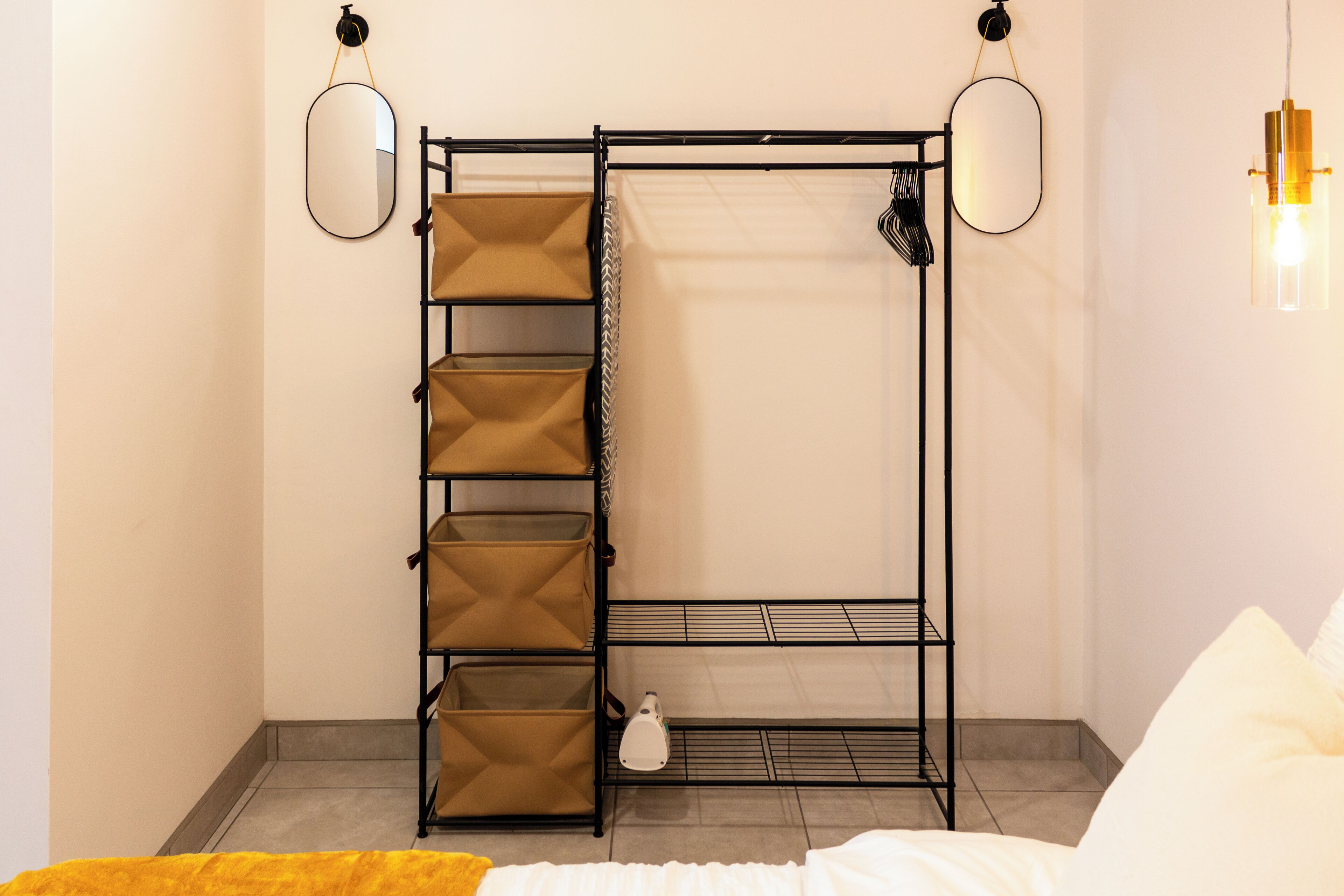 2 habitaciones, tabla de planchar con plancha y wifi gratis 