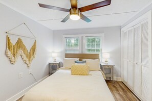 3 bedrooms, Internet, bed sheets