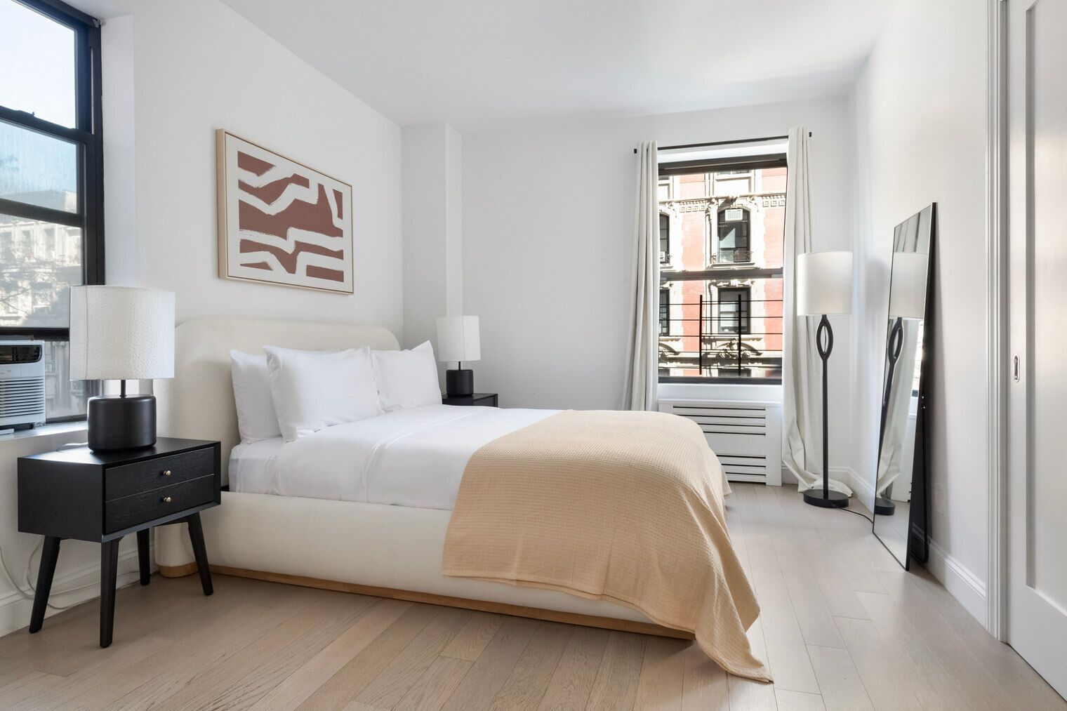 3 室のベッドルーム、アイロン / アイロン台、WiFi、ベッドシーツ