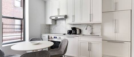 Fridge, microwave, oven, dishwasher