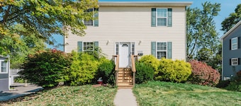 Massive 3BR Stay with Private Office & Extra-Large Living/Dining