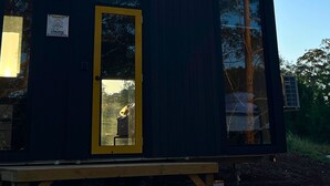 Uklassifisert bilde, 3 av 10, knapp