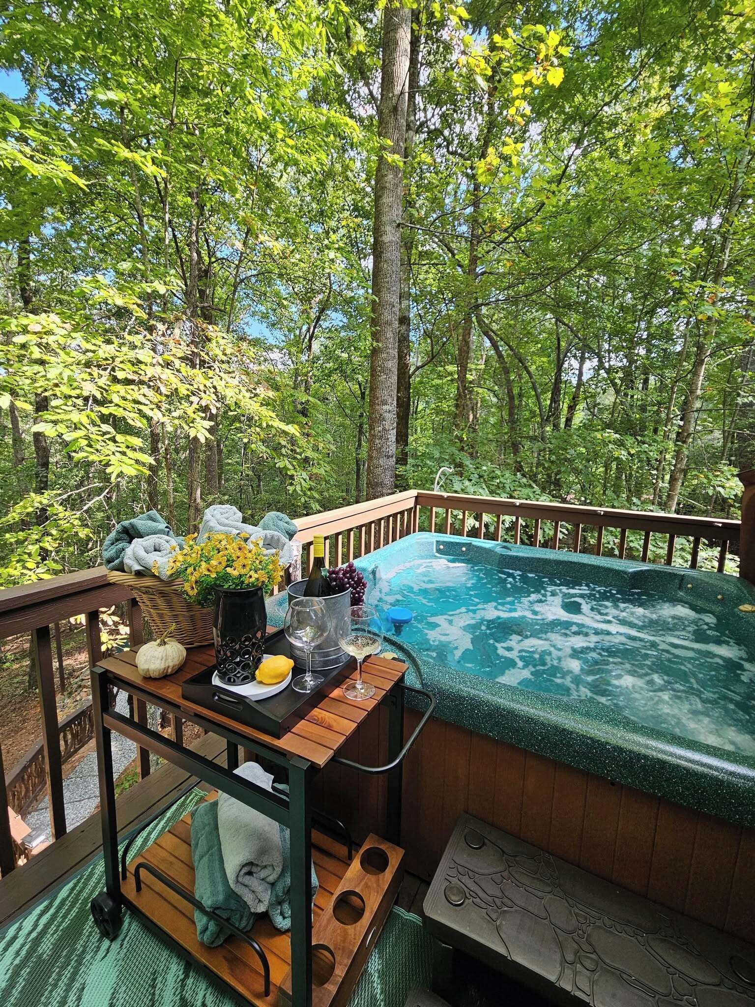 Outdoor spa tub