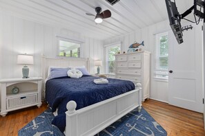 3 bedrooms, internet, bed sheets