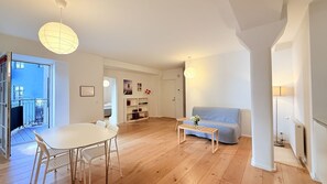 Living area - City Apartment in Copenhagen with 1 bedrooms sleeps 4 (Copenhagen)