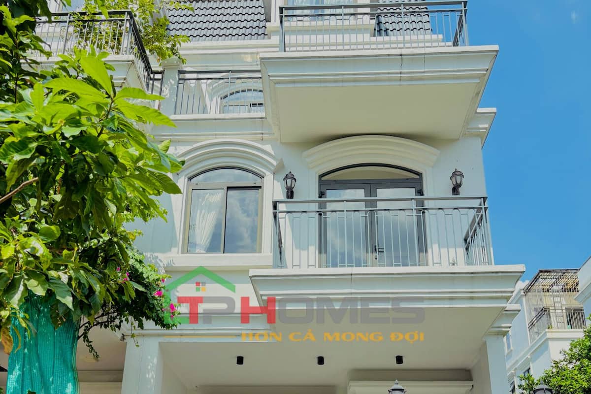 Villa, Balcony, Garden View | Meja, seterika/papan seterika, Wi-fi percuma, cadar katil