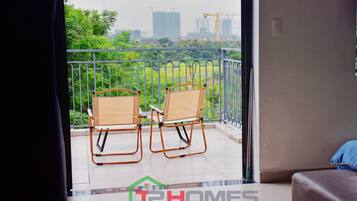 Twin Room, Patio, Garden View | Balcony