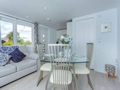 2 bedroom accommodation in Inverness