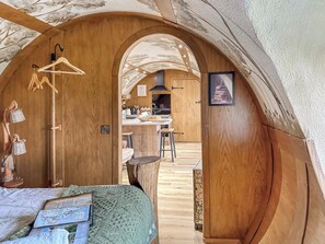 1 bedroom, free WiFi