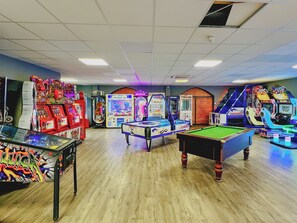 Game room - 1 bedroom accommodation in Filey (Filey)