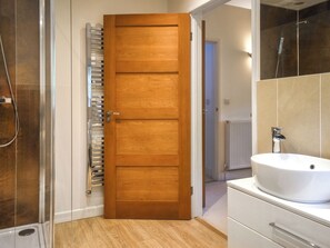 Towels - 4 bedroom accommodation in Lynton (Lynton)