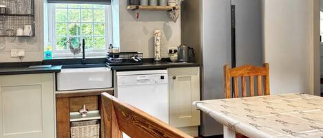 Dishwasher, high chair